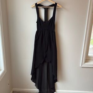 Black dress. Size XS. Zipper back. Worn once.